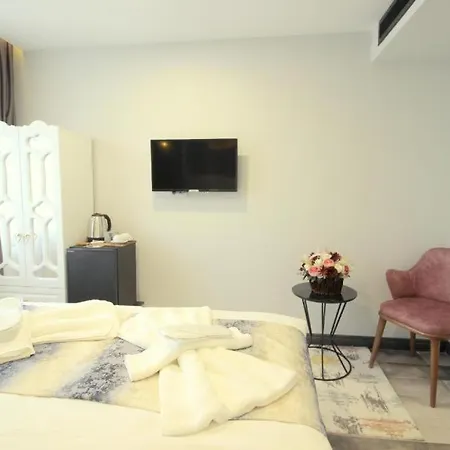 Guler Palace Suit * Istanbul