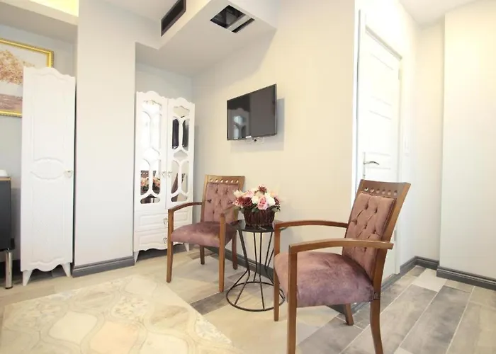 Guler Palace Отель *